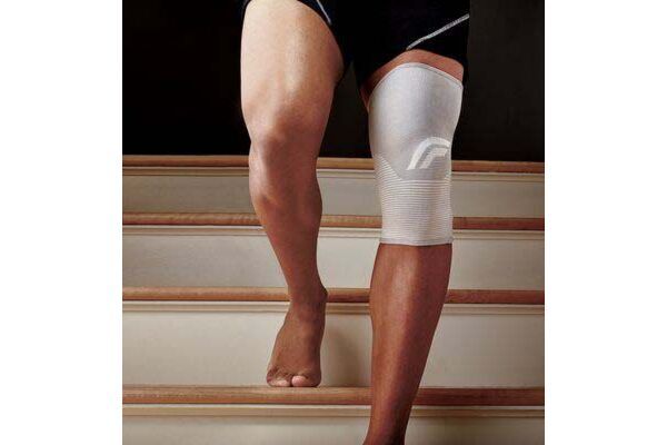 3M Futuro Comfort Lift Knie-Bandage S